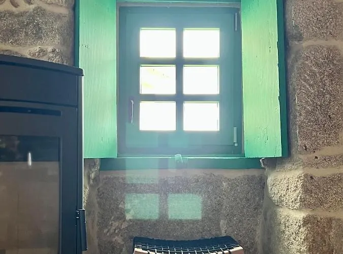 A Parada House By Kev Parada del Sil