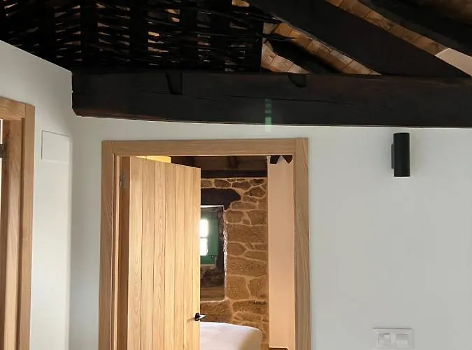 A Parada House By Kev Daire Parada del Sil