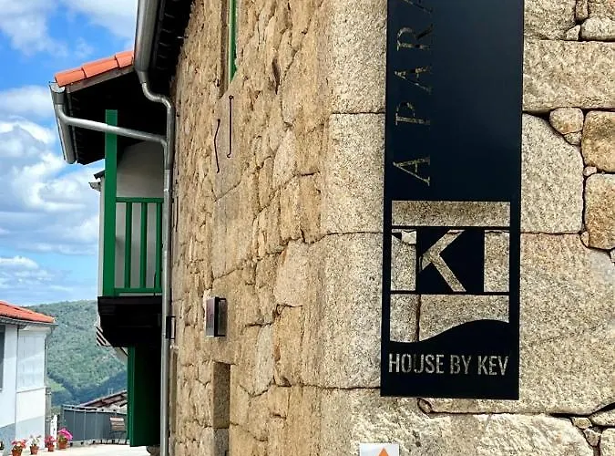 Apartment A Parada House By Kev